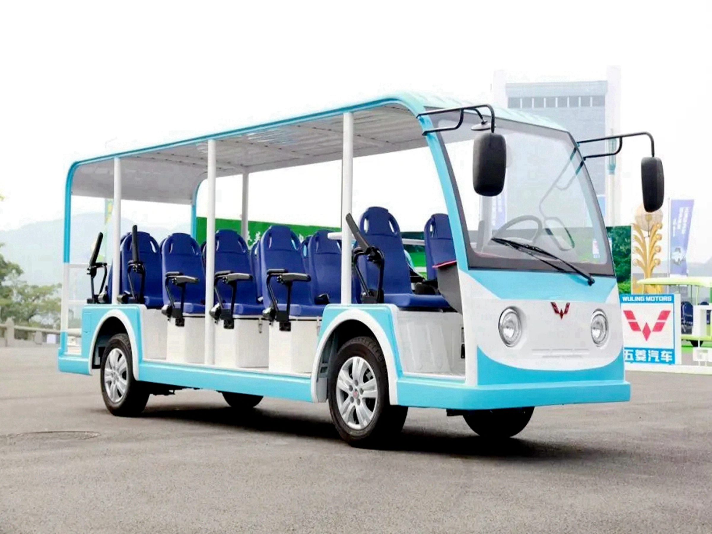 五菱L系列17座观光车