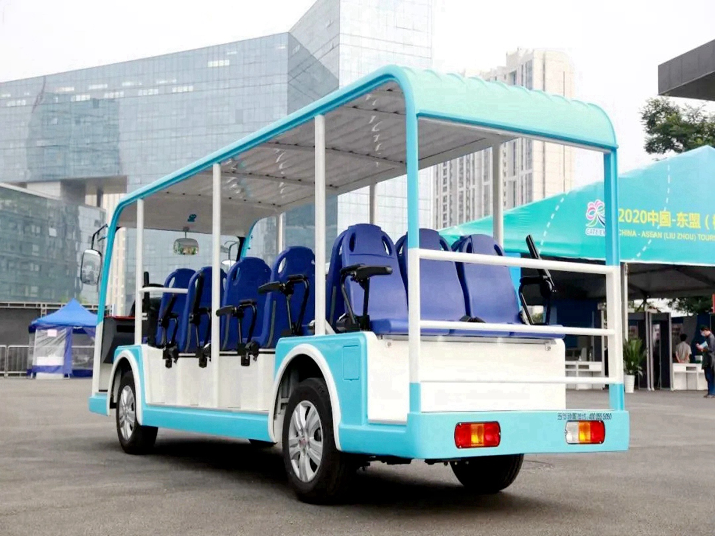五菱L系列17座观光车