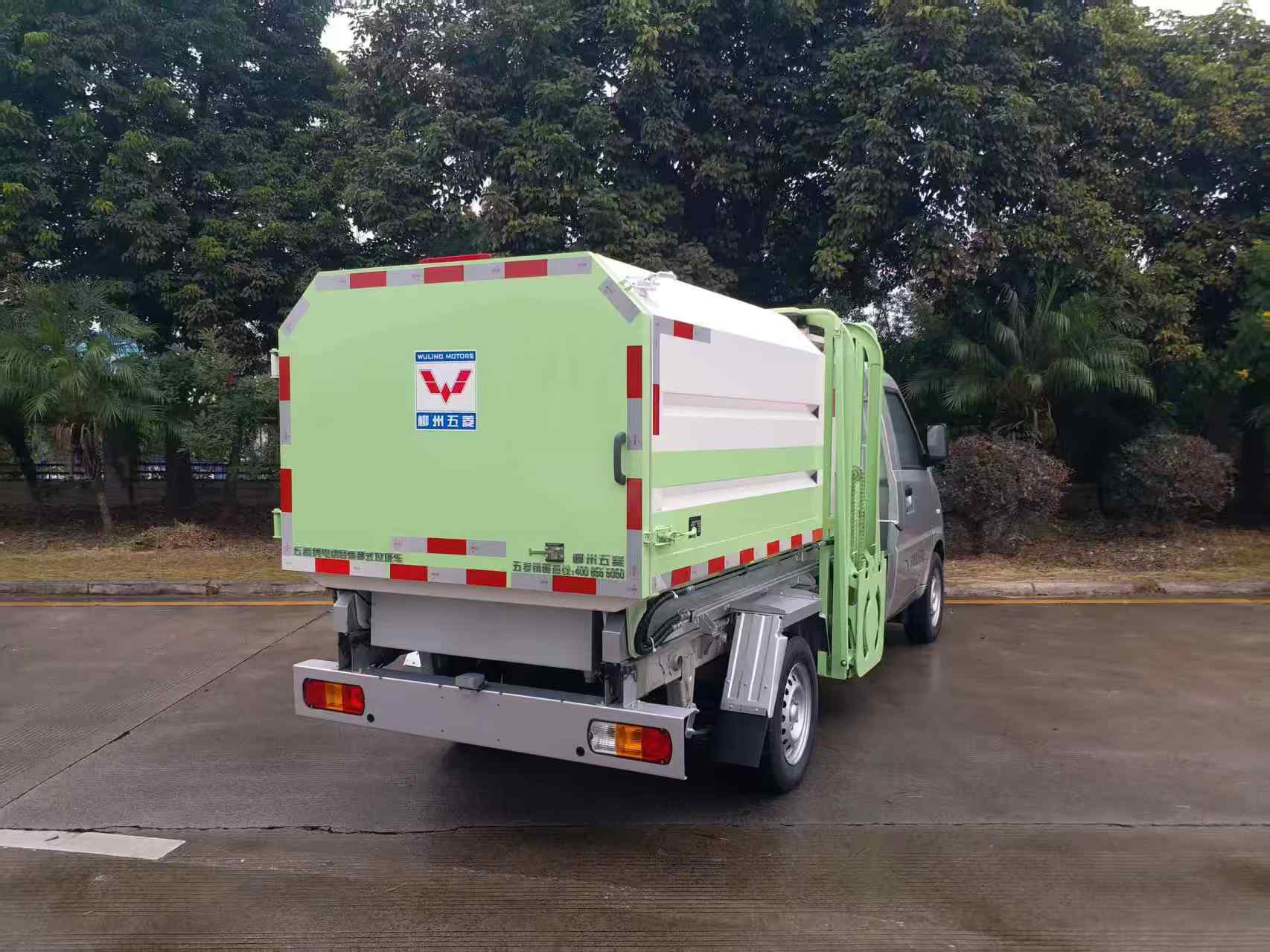  五菱后挂桶自装卸式环卫车 密封性强 车厢采用高强度钢板 自重轻